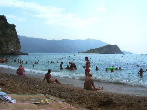 Будва - город в Черногории, расположенный на берегу адриатического моря. 02