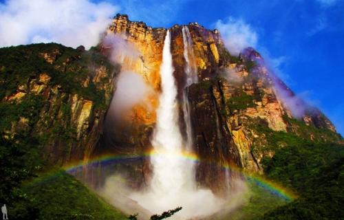 Среди величайших феноменов природы особенное место занимает водопад Анхель.