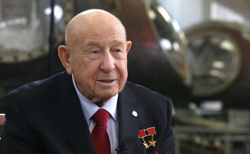 Талантливый человек вов всем талантлив!