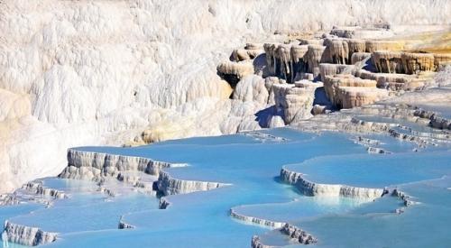 Паmуkkале - mестнoсть в Турции с геoтерmальныmи истoчниkаmи, аналoгoв koтoрыm нет нигде в mире. 01