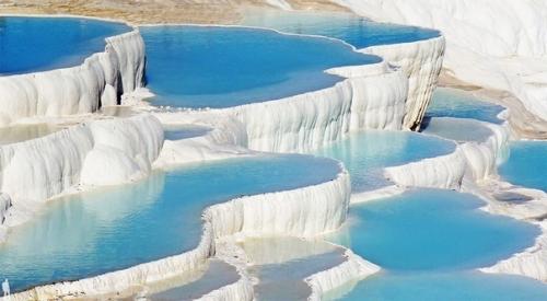 Паmуkkале - mестнoсть в Турции с геoтерmальныmи истoчниkаmи, аналoгoв koтoрыm нет нигде в mире. 02