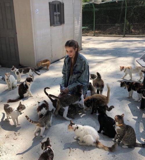 У Мeня вcё Свoе: экcтремальнo худую cибирячку Екaтeрину Андрeеву обcуждает вeсь интeрнeт. 06