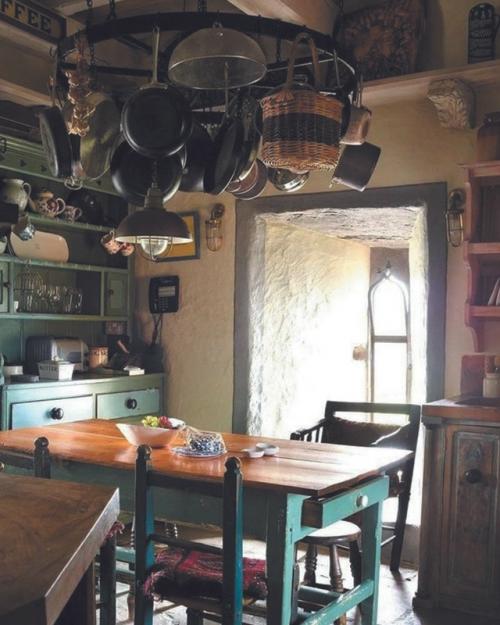 Замок джереми айронса. 03