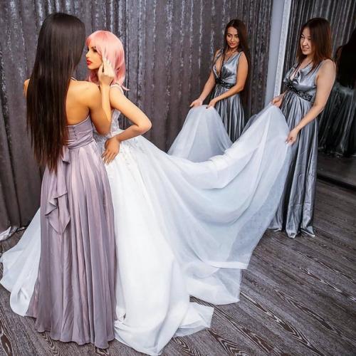 34-Летний Юрий толочко уже восемь меcяцев живет с пластиковой куклой для сексуальных утех. 03