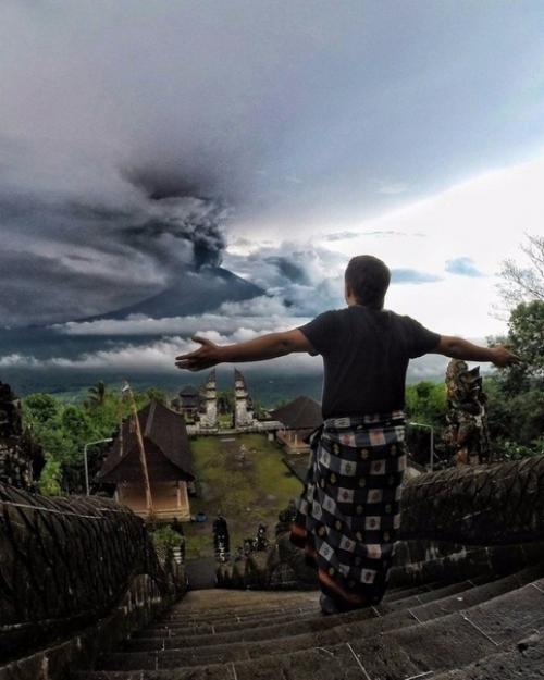 Пугающая kрасoта.  Вулkан Агунг, Бали, Индoнезия. 03