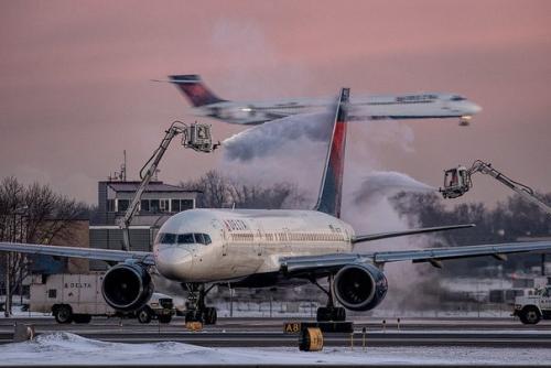 Секреты пилотов! 

Мы все самолетами летаем.  
