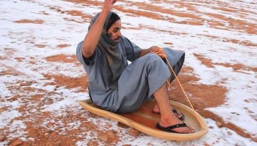 Что бывает когда в саудовской Аравии выпадает снег. 02