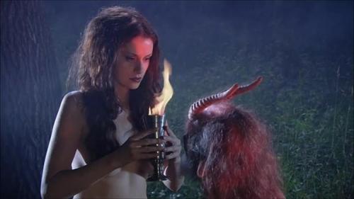 Анна Ковальчук - она же Маргарита из российского сериала Мастер и Маргарита. 01