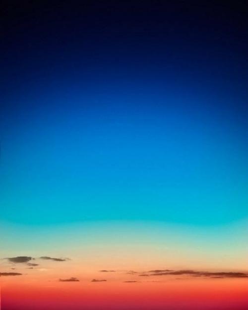 Оттенки неба от эрика кахана. 01