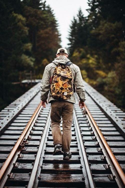 Вы бы поняли, насколько вы яркие и красивые, если бы увидели себя в те моменты, когда вы действительно являетесь собой. 02