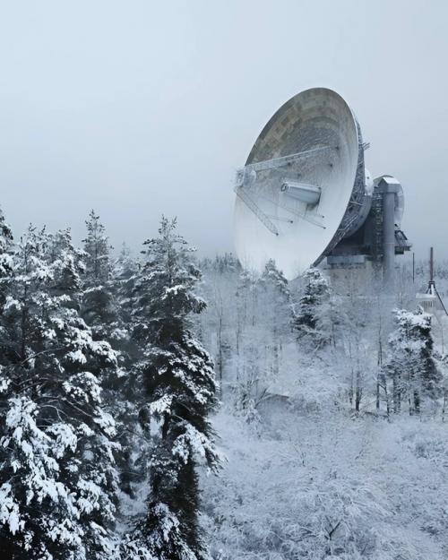 Связь сквозь время: калязинский гигант, улавливающий эхо вселенной. 04