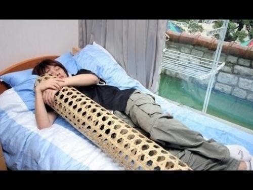 Бамбуковые Жены.  В жарких страной южной Азии такие изделия популярны очень. 02