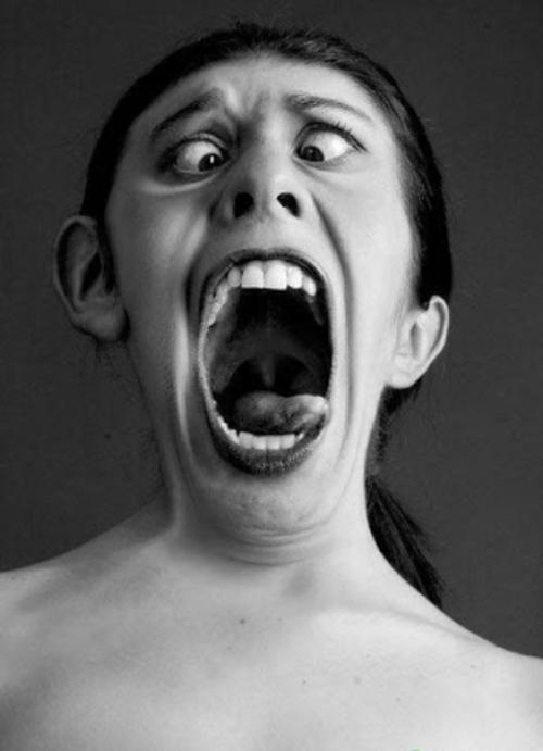 Существует синдром под названием Пиблокто, которым страдают только жители Арктики.